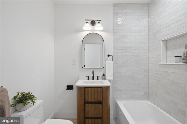 609 HARVARD ST NW, Washington, DC 20001