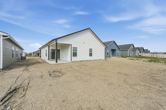 3571 E Hollandale St, Derby, KS 67037