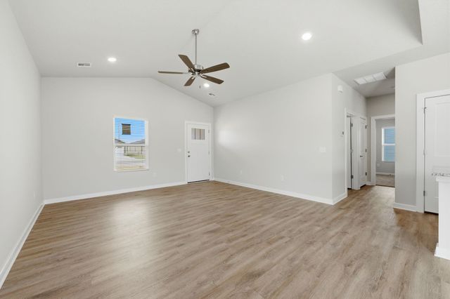 3571 E Hollandale St, Derby, KS 67037