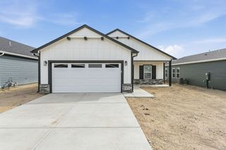 3571 E Hollandale St, Derby, KS 67037
