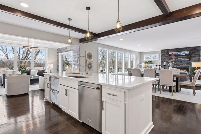 15484 Minnetonka Boulevard, Minnetonka, MN 55345