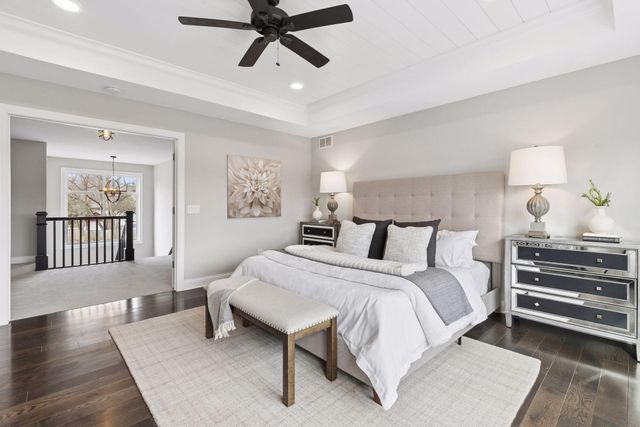 15484 Minnetonka Boulevard, Minnetonka, MN 55345