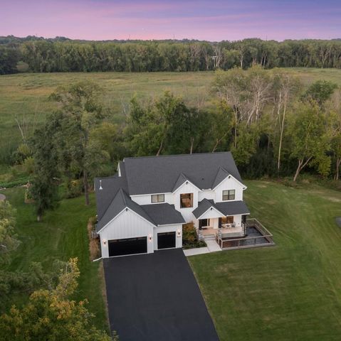 15484 Minnetonka Boulevard, Minnetonka, MN 55345