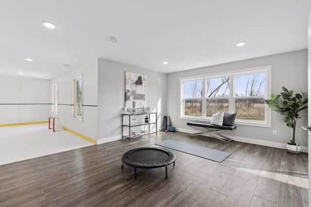 15484 Minnetonka Boulevard, Minnetonka, MN 55345