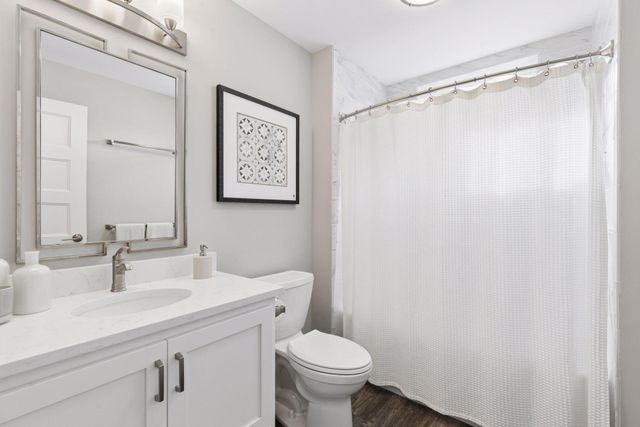 15484 Minnetonka Boulevard, Minnetonka, MN 55345