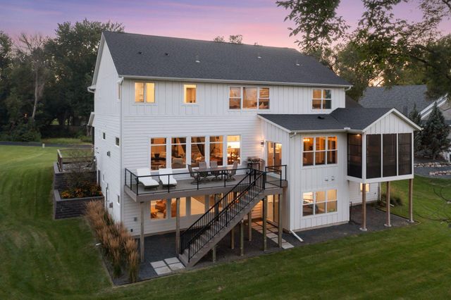 15484 Minnetonka Boulevard, Minnetonka, MN 55345