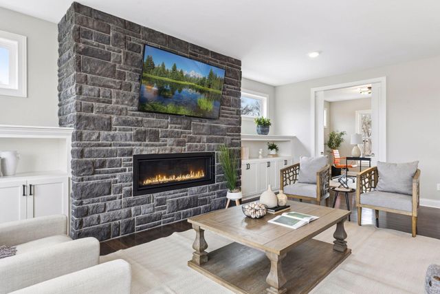 15484 Minnetonka Boulevard, Minnetonka, MN 55345