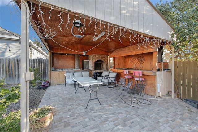 309 Domingo Navarez Street, Rio Grande City, TX 78582