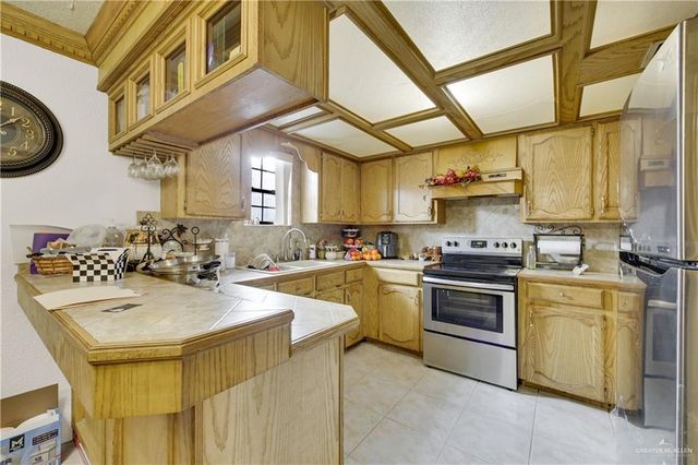 309 Domingo Navarez Street, Rio Grande City, TX 78582