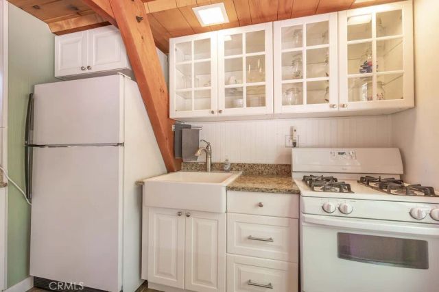 855 Tehama Drive, Big Bear Lake, CA 92315