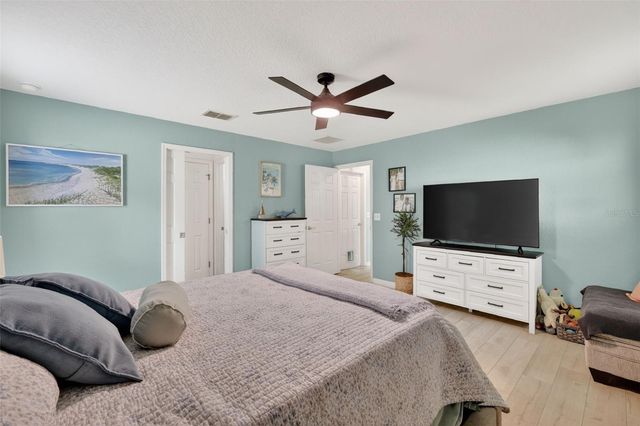 18018 SW 68TH LOOP, Dunnellon, FL 34432
