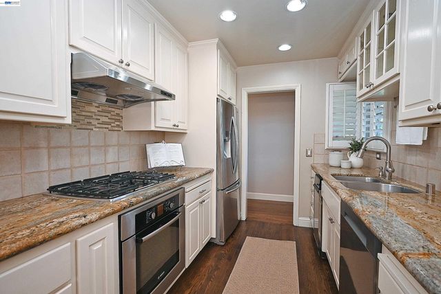749 Moraga Dr, Livermore, CA 94550