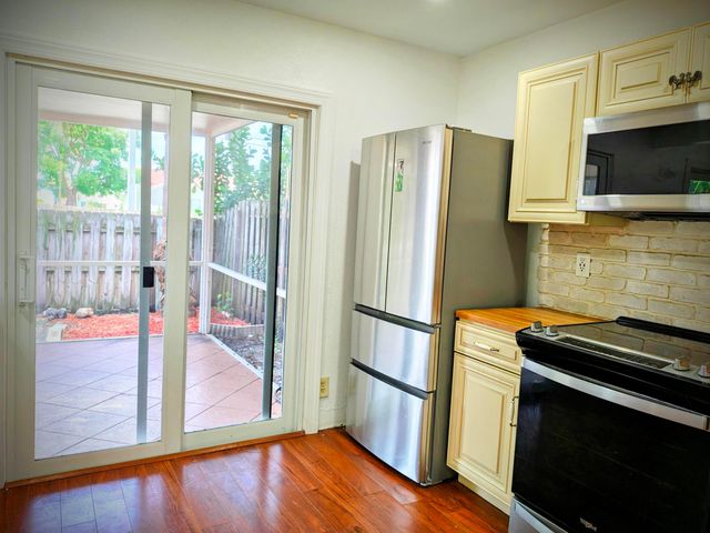 9785 RIDGECREEK Road, Boca Raton, FL 33496