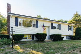 280 S Barre Rd, Barre, MA 01005