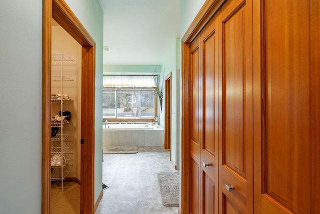 6233 W Shawnee Ave, Spokane, WA 99208