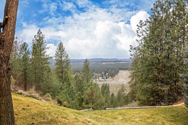 6233 W Shawnee Ave, Spokane, WA 99208