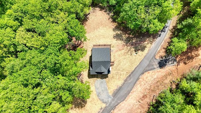 296 Peaks Drive, Hayesville, NC 28904