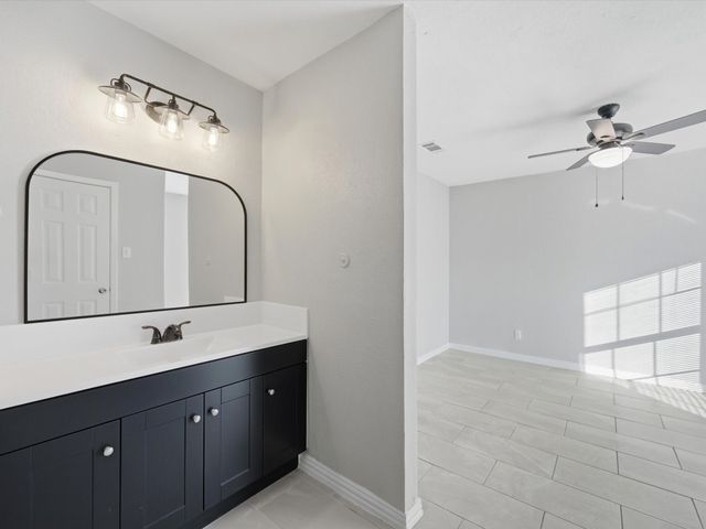 7503 Windhaven Road, North Richland Hills, TX 76182