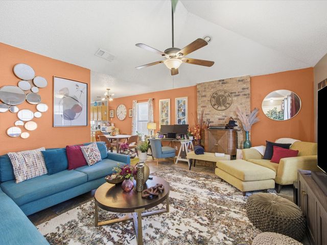 7503 Windhaven Road, North Richland Hills, TX 76182