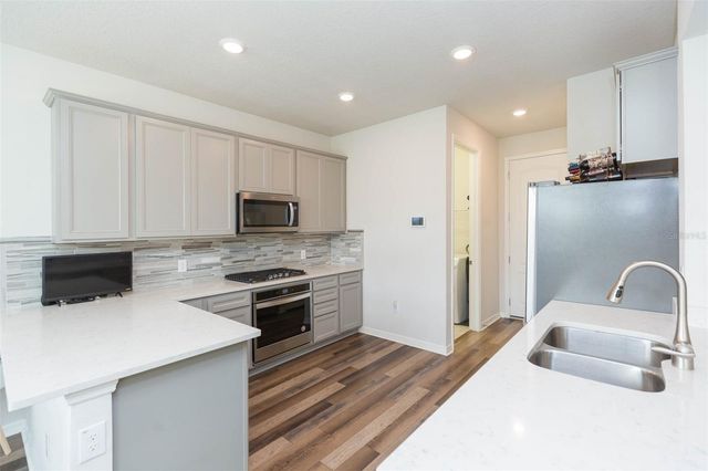 18122 FRAME BEND, Land O Lakes, FL 34638