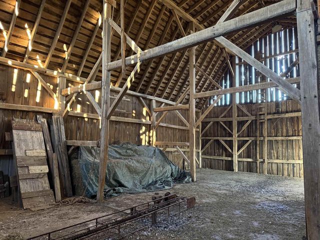 8150 W Plymouth Church Road, Orfordville, WI 53576