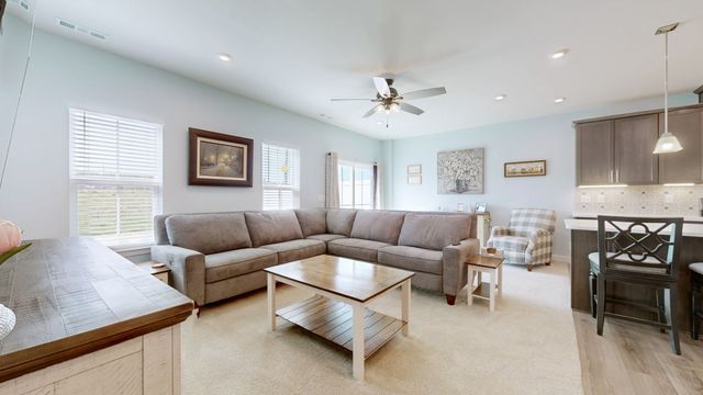 308 Camargue Ct, Smyrna, TN 37167