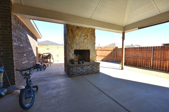 2316 103rd Street, Lubbock, TX 79423