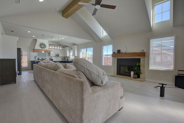 2316 103rd Street, Lubbock, TX 79423