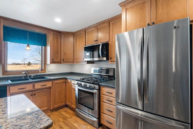 962 S NORTHVIEW ROAD, Green Bay, WI 54311