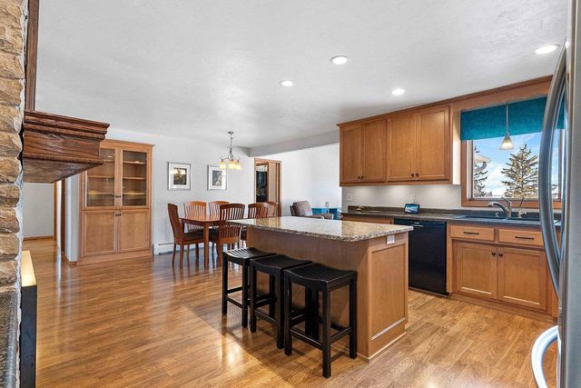 962 S NORTHVIEW ROAD, Green Bay, WI 54311