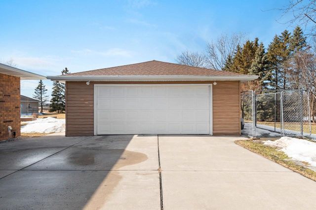 962 S NORTHVIEW ROAD, Green Bay, WI 54311