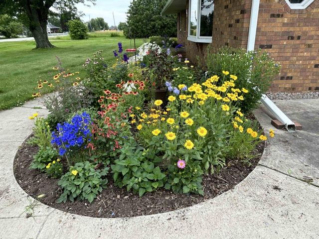 962 S NORTHVIEW ROAD, Green Bay, WI 54311