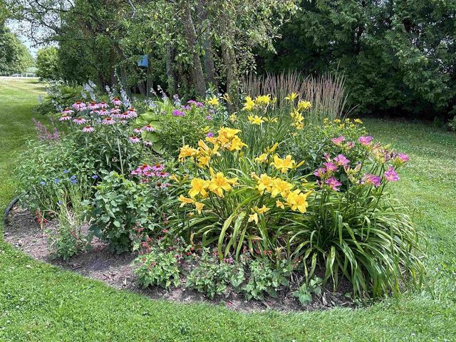 962 S NORTHVIEW ROAD, Green Bay, WI 54311