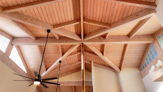 4010 Kula Hwy, Kula, HI 96790