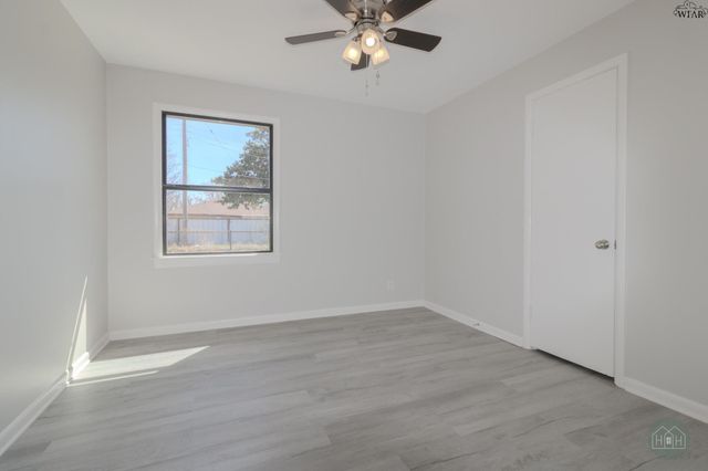 4105 LORANCE STREET, Vernon, TX 76384