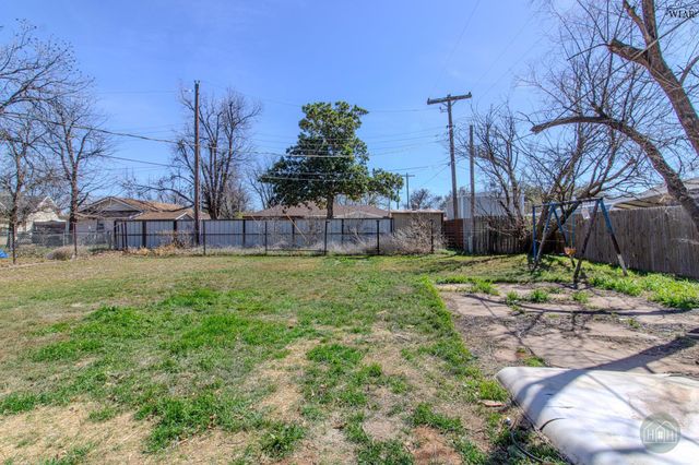 4105 LORANCE STREET, Vernon, TX 76384