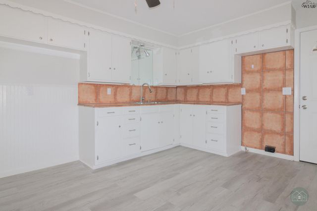 4105 LORANCE STREET, Vernon, TX 76384