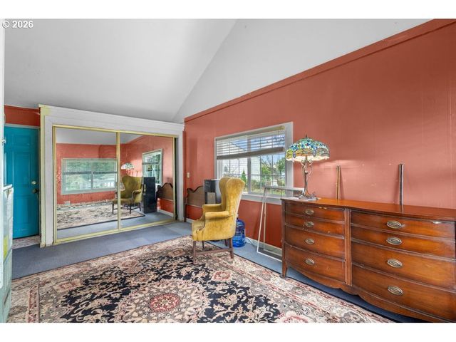 154 BEVERLY Dr, Oregon City, OR 97045