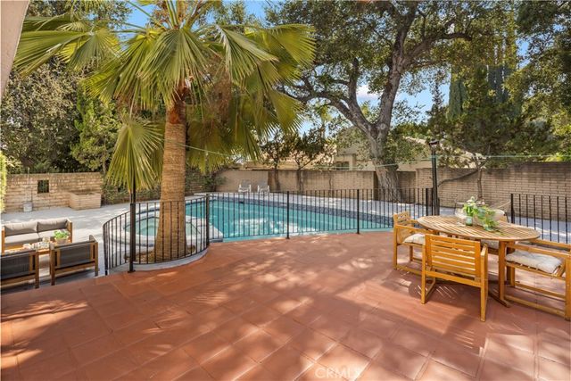 1049 Don Alvarado, Arcadia, CA 91006