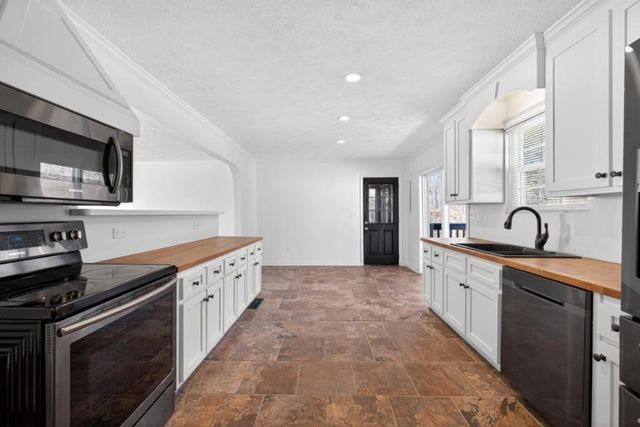 5143 Ponderosa Farm Road, Gainesville, GA 30507