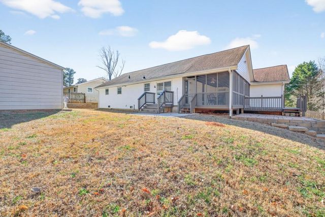 5143 Ponderosa Farm Road, Gainesville, GA 30507