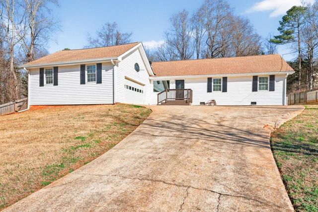 5143 Ponderosa Farm Road, Gainesville, GA 30507