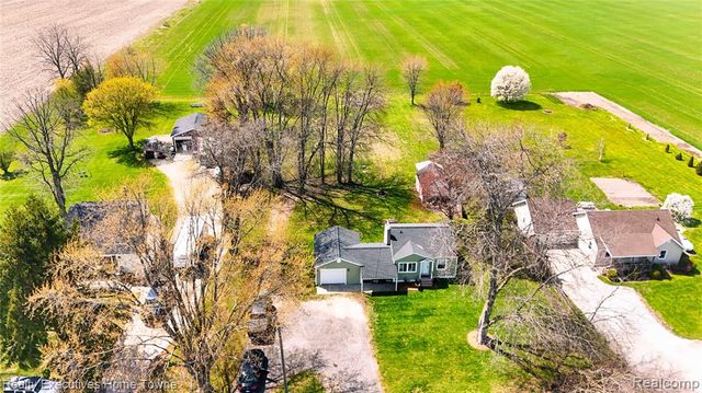 5017 North Road, North Street, MI 48049