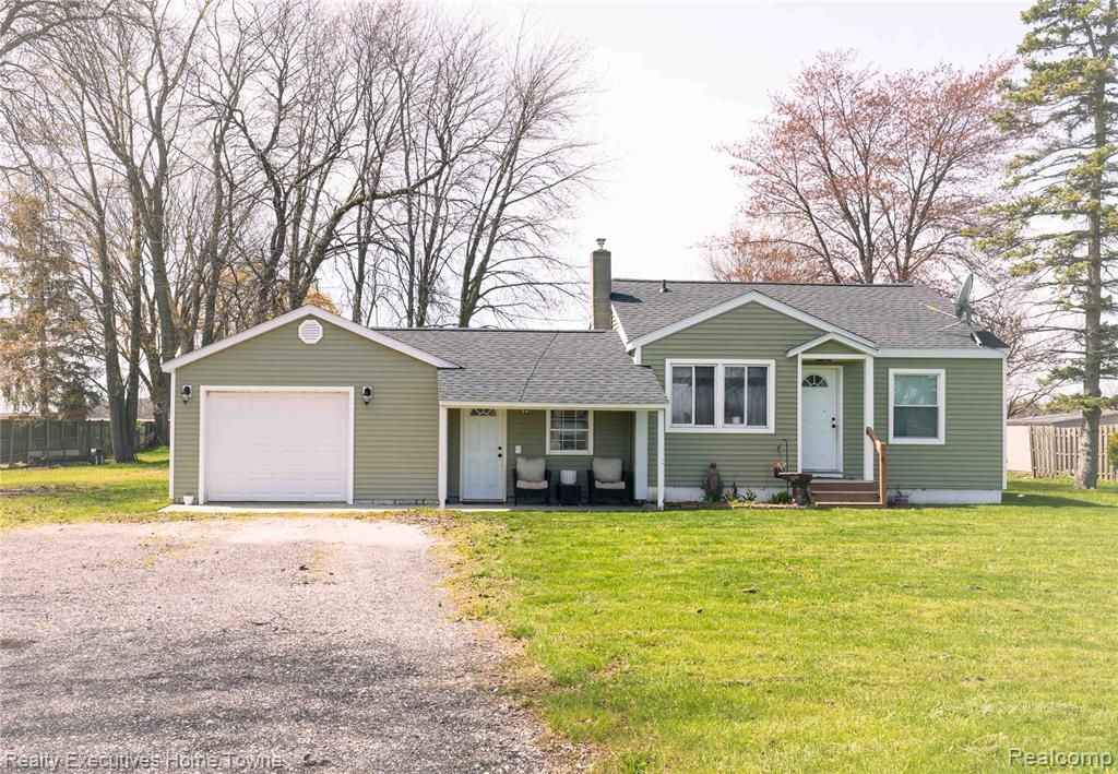 5017 North Road, North Street, MI 48049