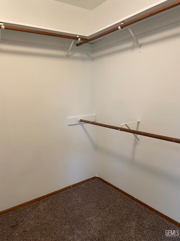 7712 Jensen Avenue, Bakersfield, CA 93308