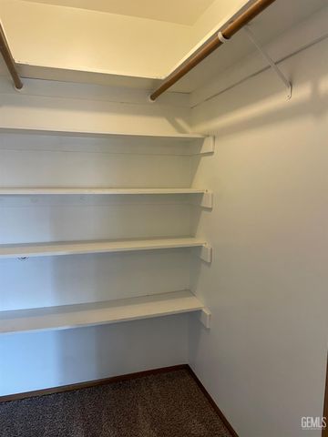 7712 Jensen Avenue, Bakersfield, CA 93308