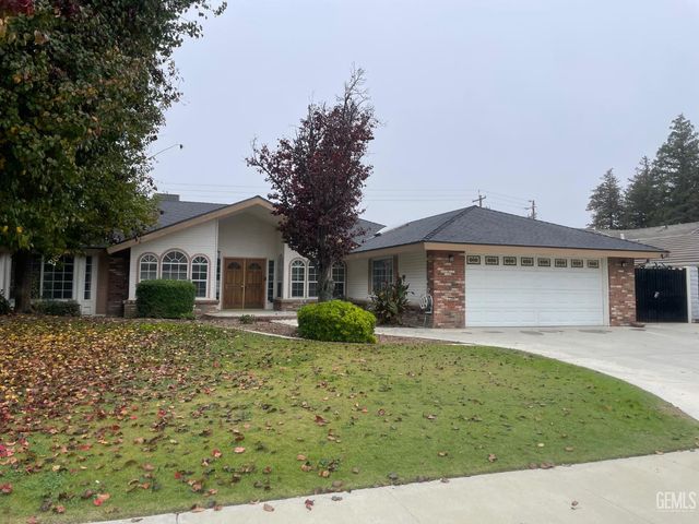 7712 Jensen Avenue, Bakersfield, CA 93308