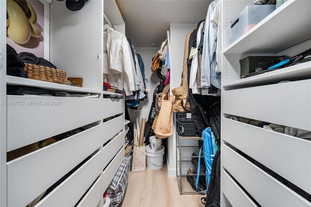 1900 Meridian Ave 204, Miami Beach, FL 33139