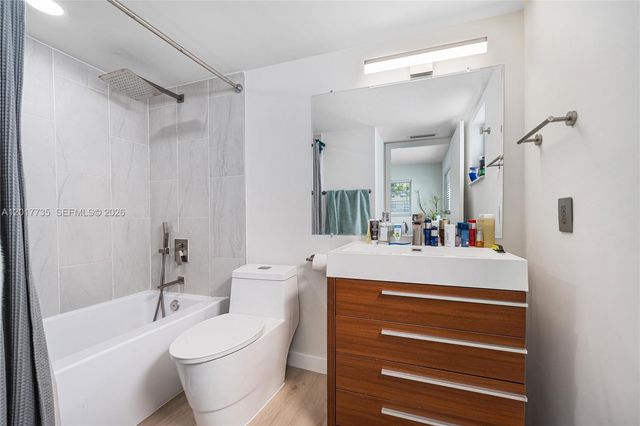 1900 Meridian Ave 204, Miami Beach, FL 33139