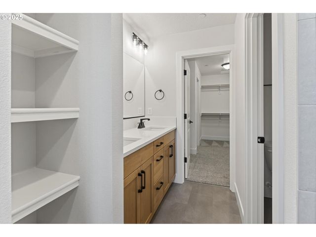 4703 Nw CAMAS MEADOWS Dr, Camas, WA 98607